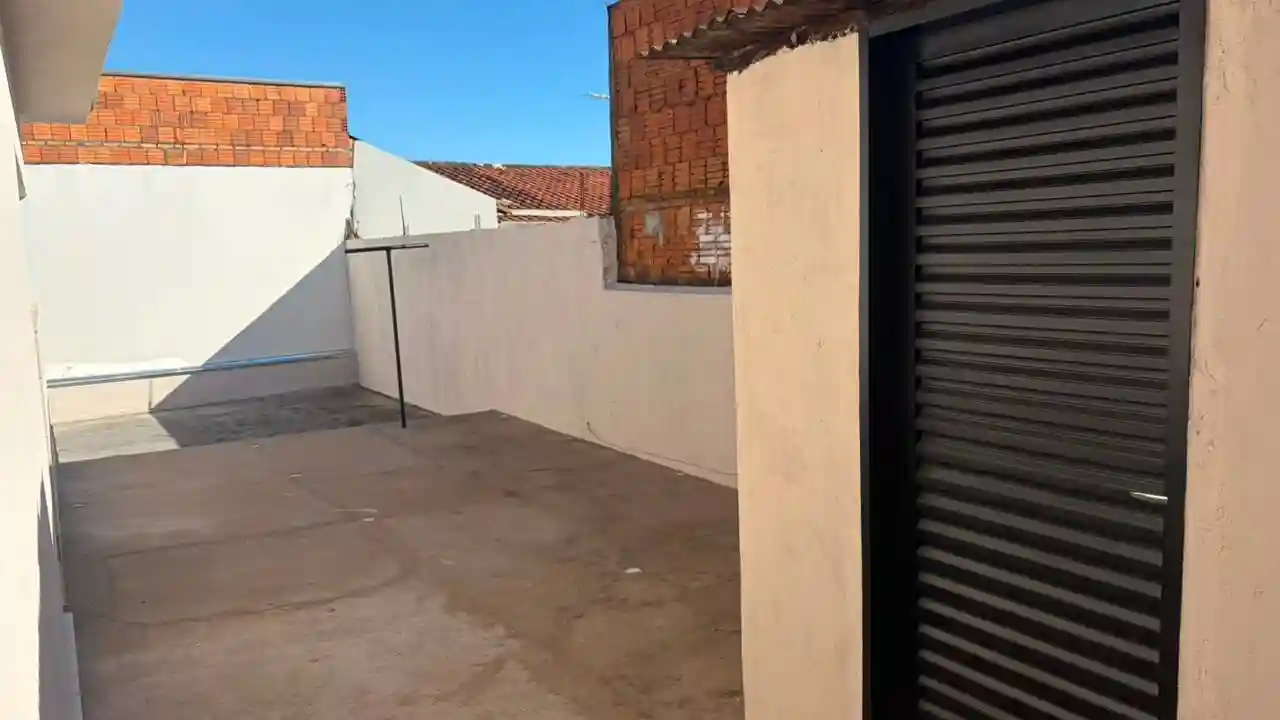 Casa com 3 quartos para aluguel, 136m² — foto 21 de 23