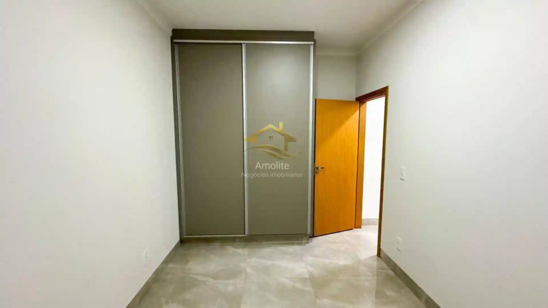 Casa de Condomínio com 3 quartos à venda, 150m² — foto 13 de 20