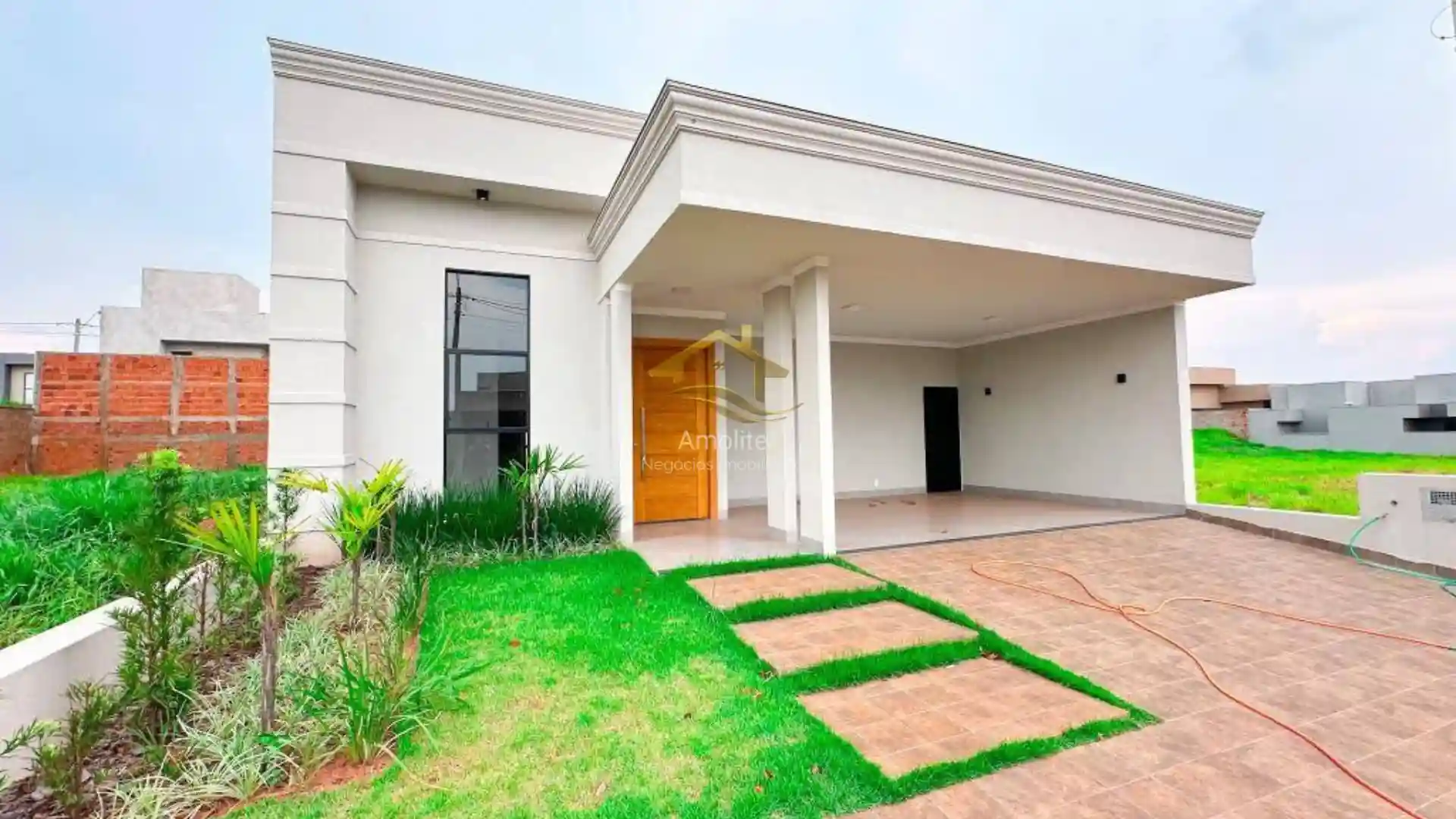 Casa de Condomínio com 3 quartos à venda, 150m² — foto 1 de 20