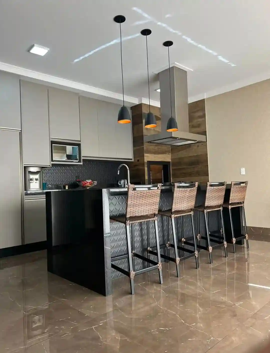 Casa de Condomínio com 3 quartos à venda, 178m² — foto 11 de 30