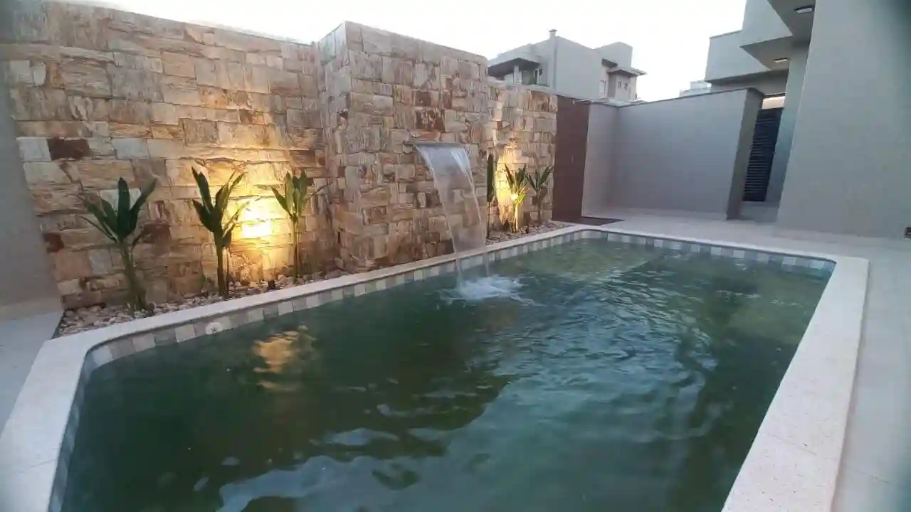 Casa de Condomínio com 3 quartos à venda, 230m² — foto 8 de 21