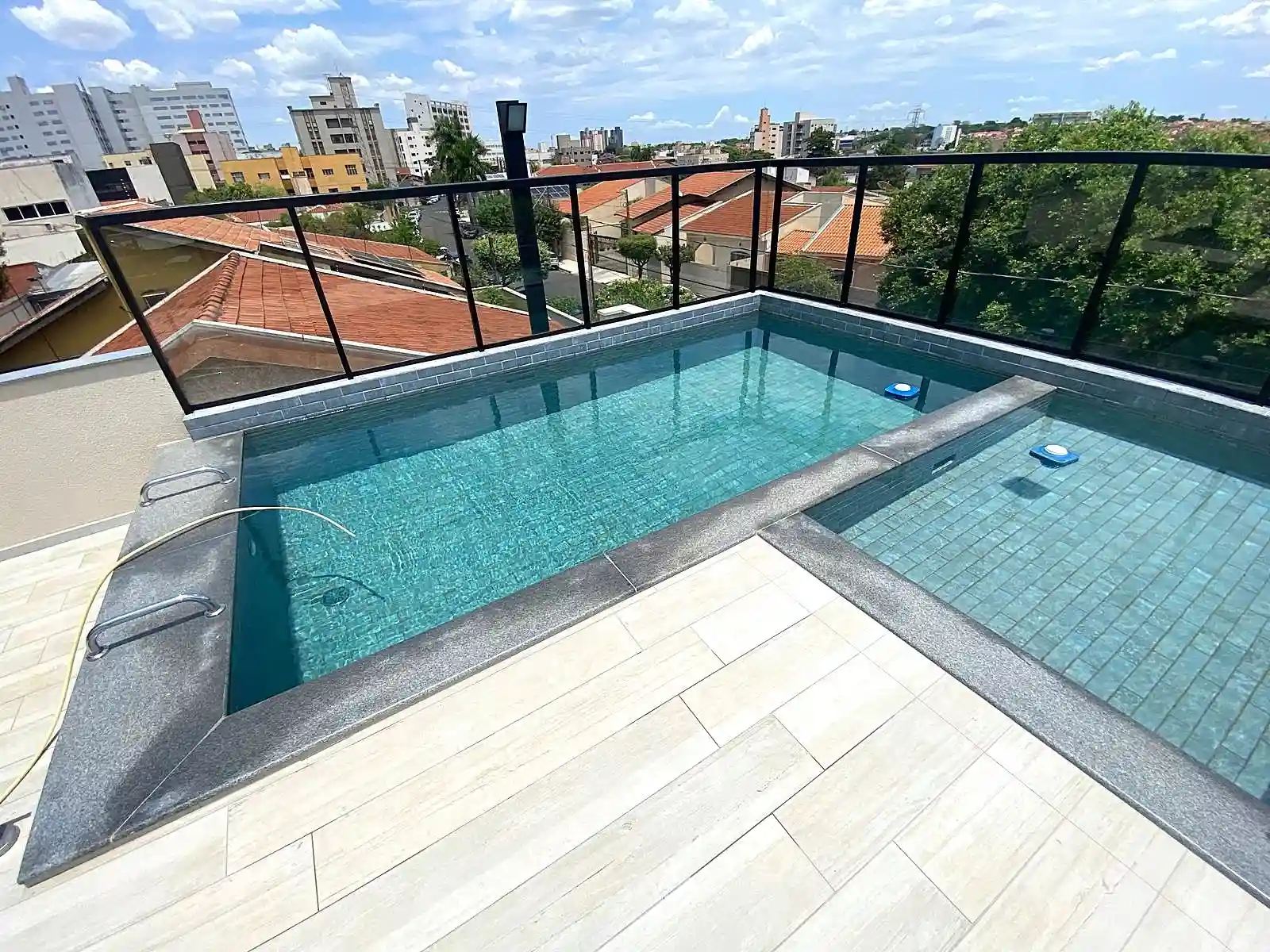 Apartamento com 1 quarto para aluguel, 40m² — foto 2 de 21