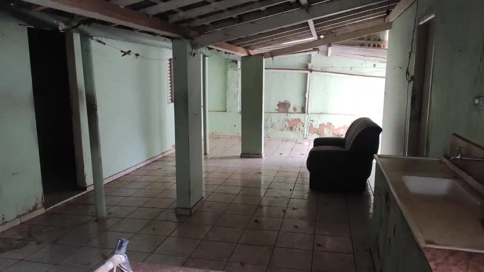 Casa com 2 quartos à venda, 200m² — foto 7 de 13