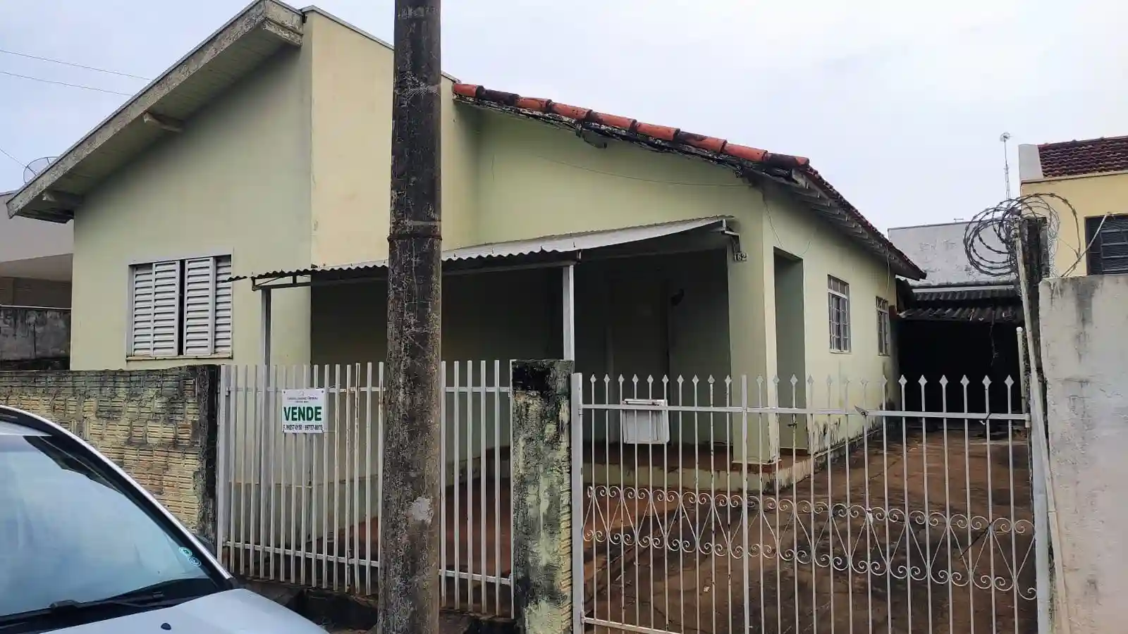 Casa com 2 quartos à venda, 200m² — foto 1 de 13