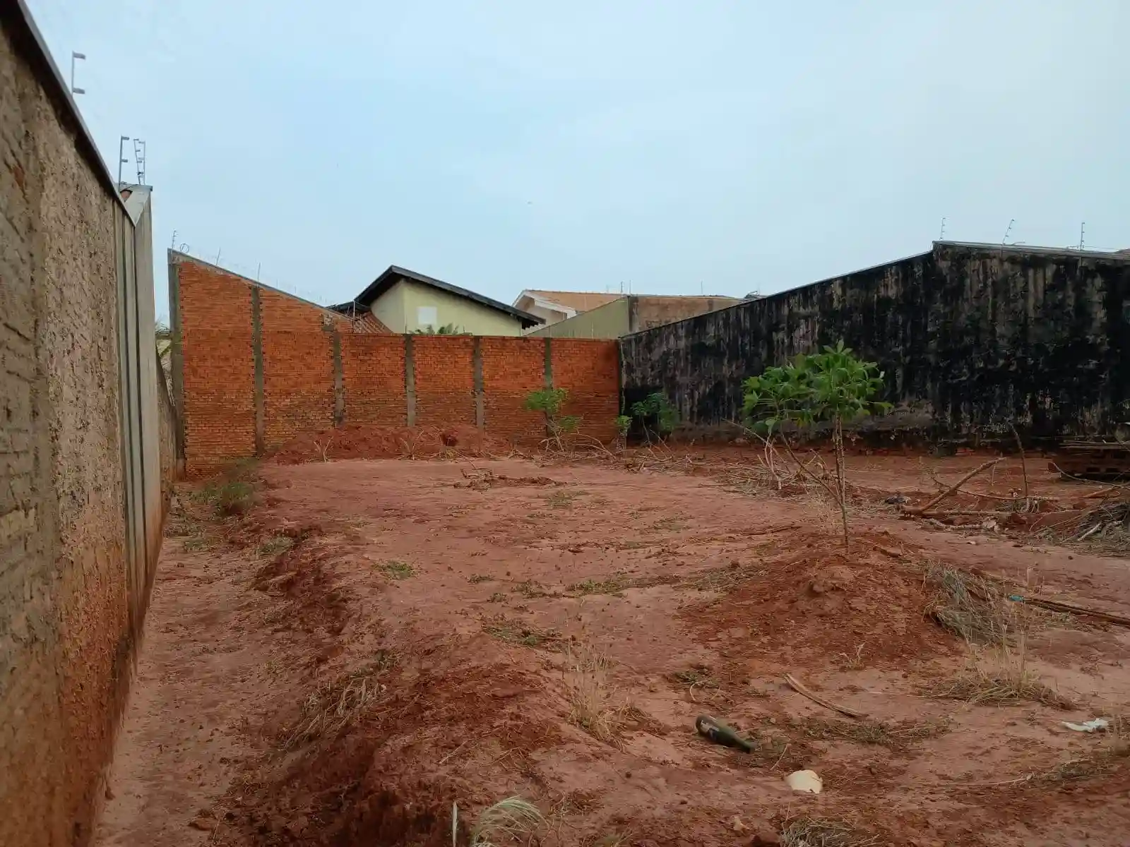Terreno / Lote / Condomínio  à venda, 450m² — foto 3 de 6