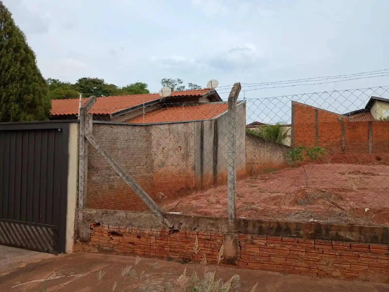Terreno / Lote / Condomínio  à venda, 450m² — foto 5 de 6