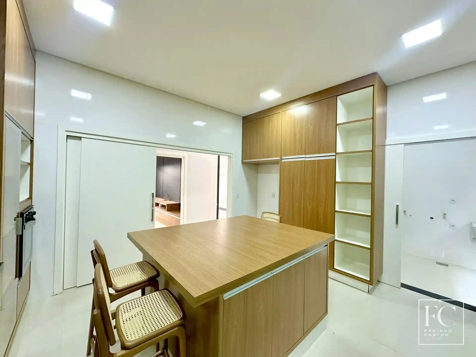 Casa de Condomínio com 4 quartos à venda, 404m² — foto 11 de 30