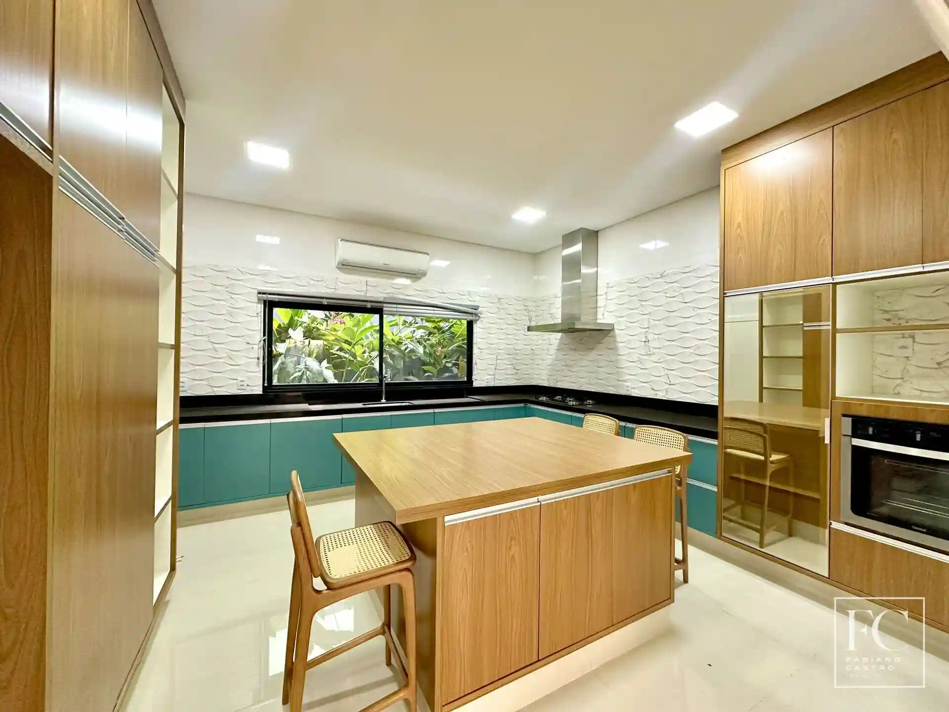 Casa de Condomínio com 4 quartos à venda, 404m² — foto 8 de 30