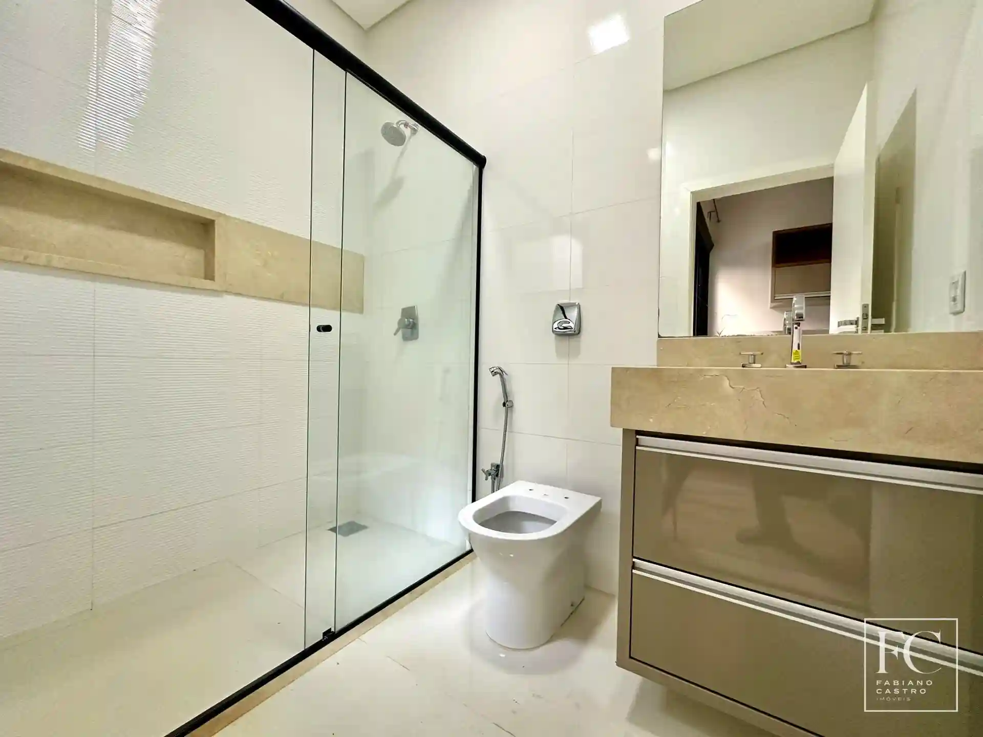 Casa de Condomínio com 4 quartos à venda, 404m² — foto 19 de 30