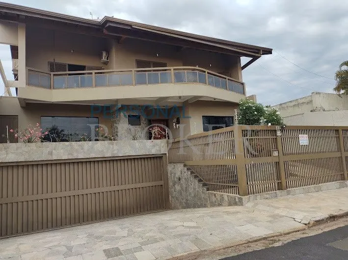Casa à venda — foto 1 de 7