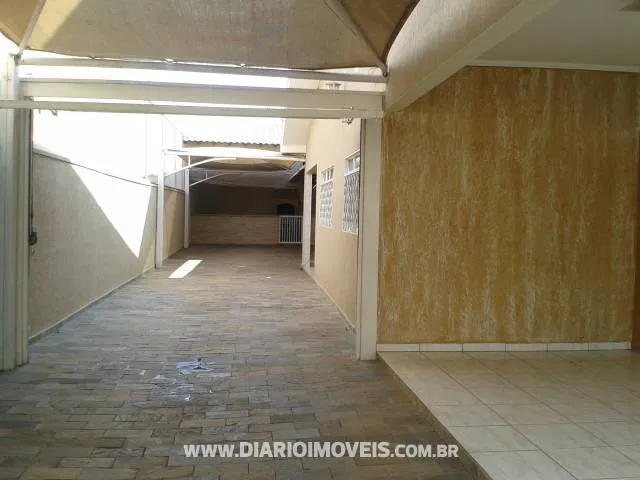 Casa à venda — foto 3 de 3