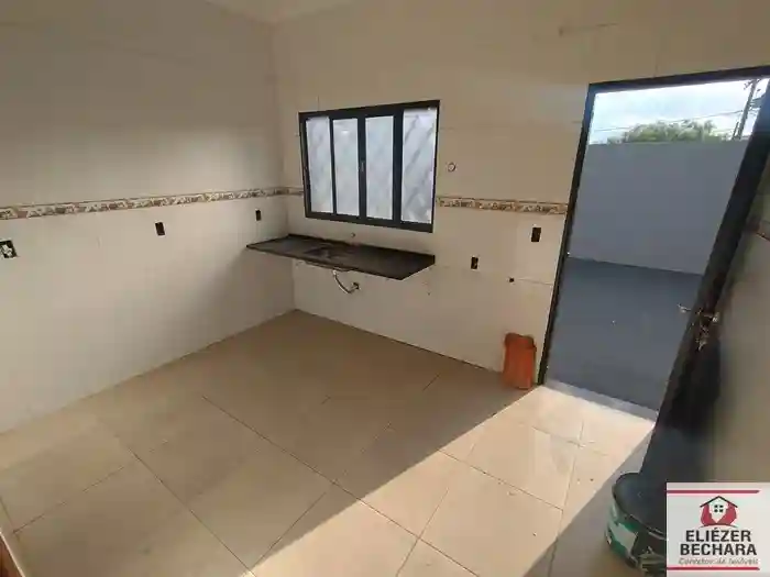 Casa com 3 quartos à venda, 100m² — foto 11 de 37