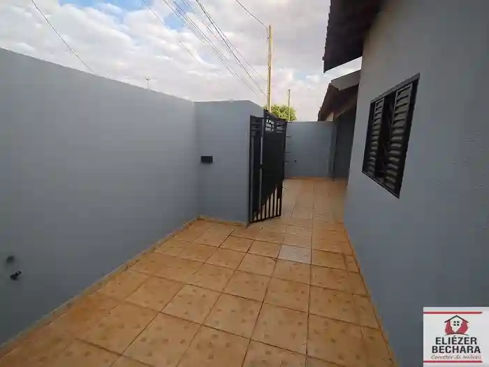 Casa com 3 quartos à venda, 100m² — foto 36 de 37