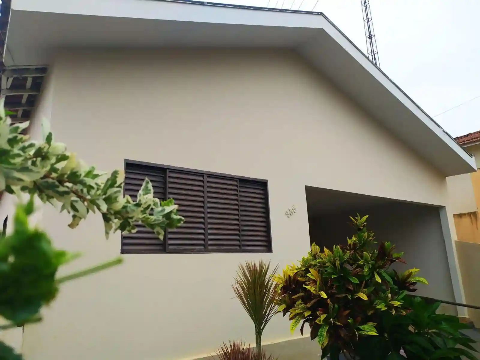 Casa com 3 quartos à venda, 90m² — foto 1 de 11