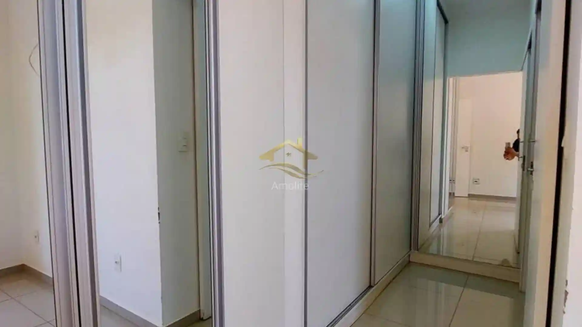Casa de Condomínio com 3 quartos à venda, 180m² — foto 5 de 32