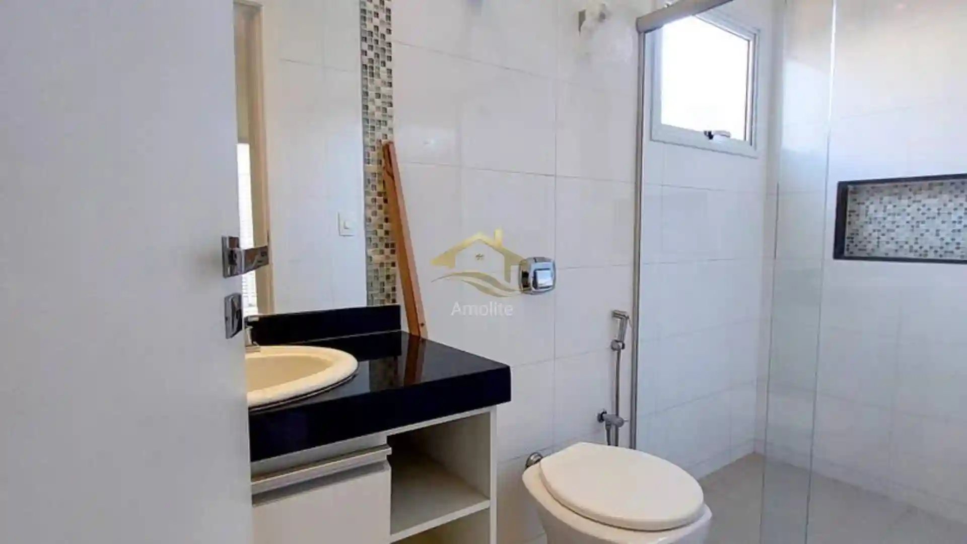 Casa de Condomínio com 3 quartos à venda, 180m² — foto 9 de 32