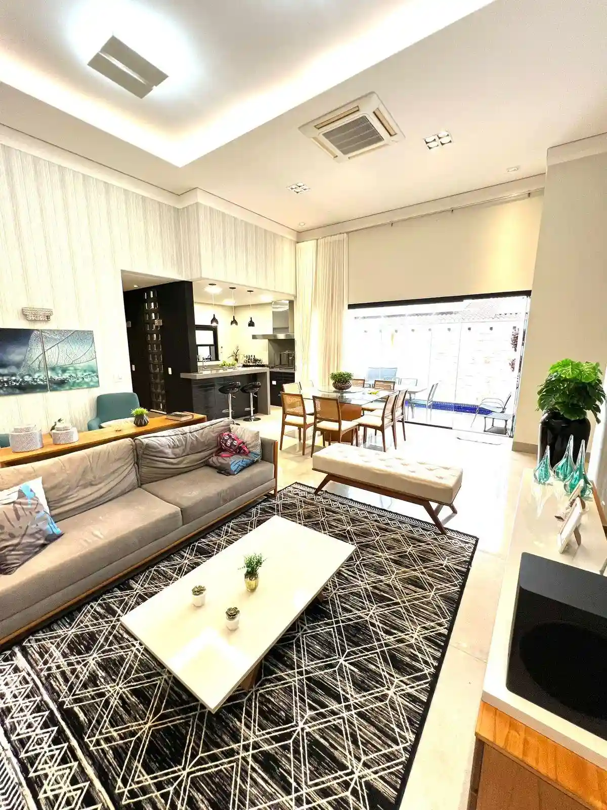 Casa de Condomínio com 2 quartos à venda, 405m² — foto 8 de 18