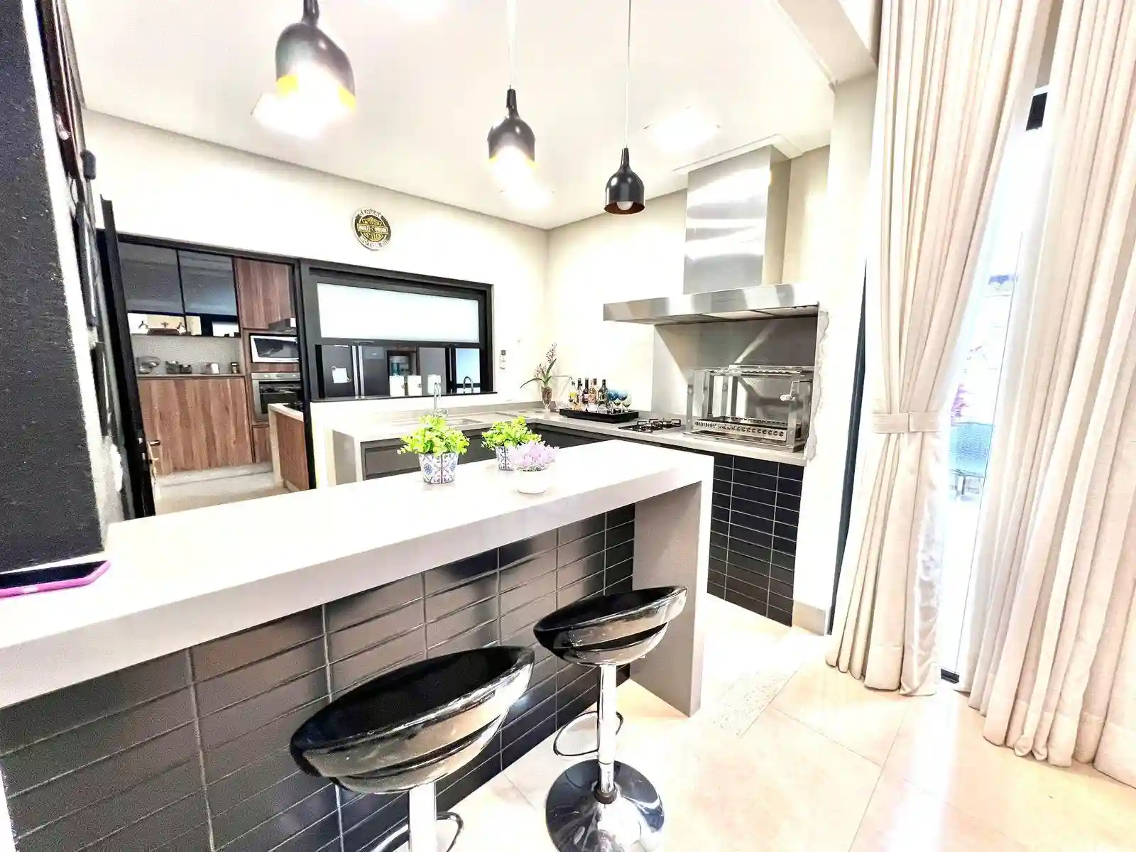 Casa de Condomínio com 2 quartos à venda, 405m² — foto 3 de 18
