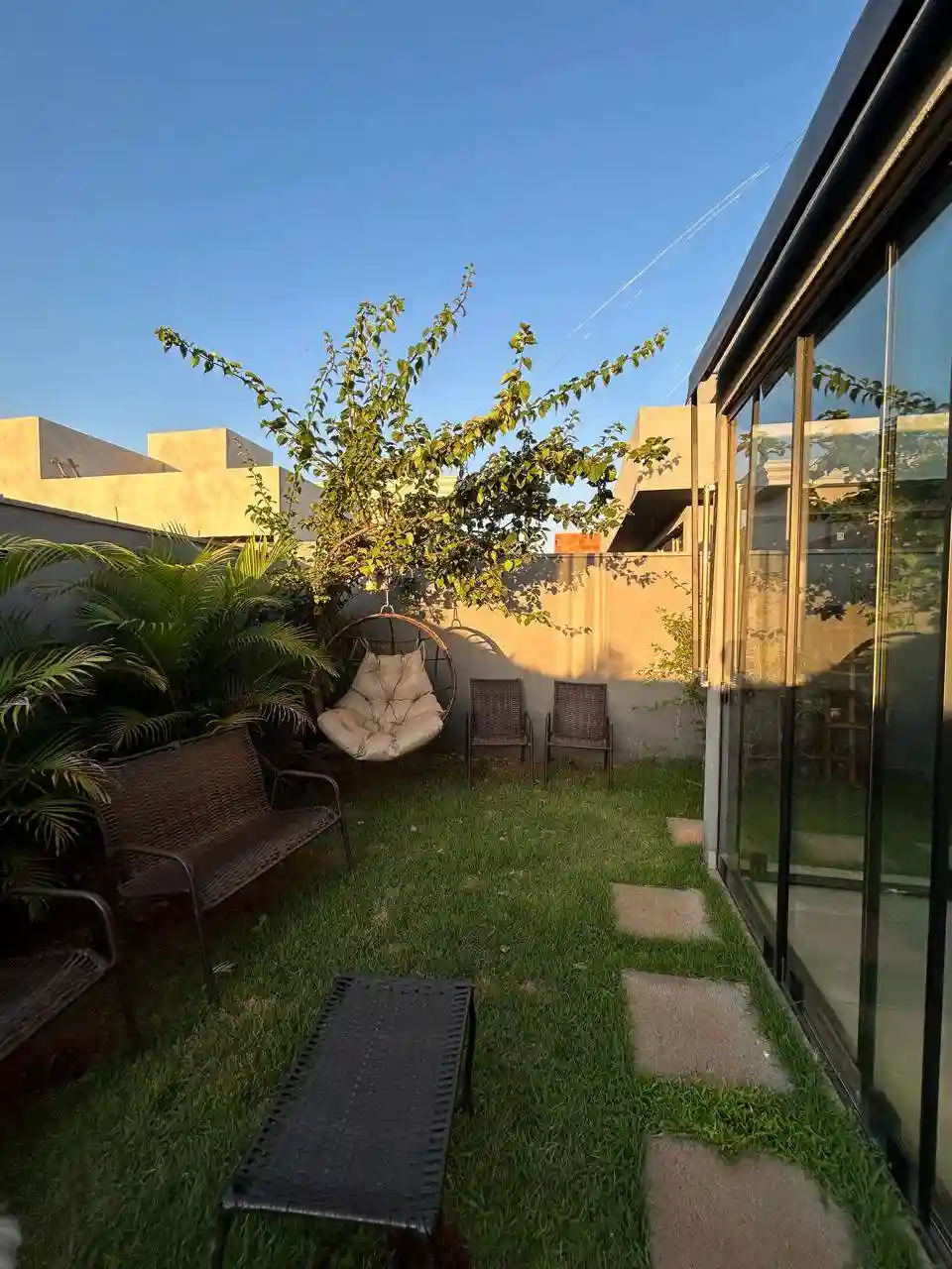 Casa de Condomínio com 3 quartos à venda, 300m² — foto 17 de 18