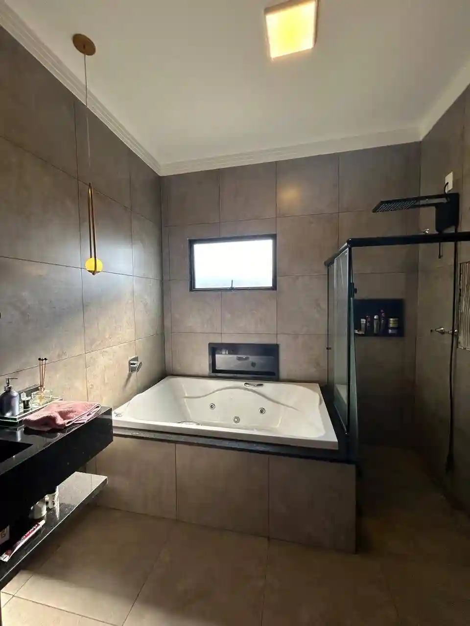 Casa de Condomínio com 3 quartos à venda, 300m² — foto 9 de 18