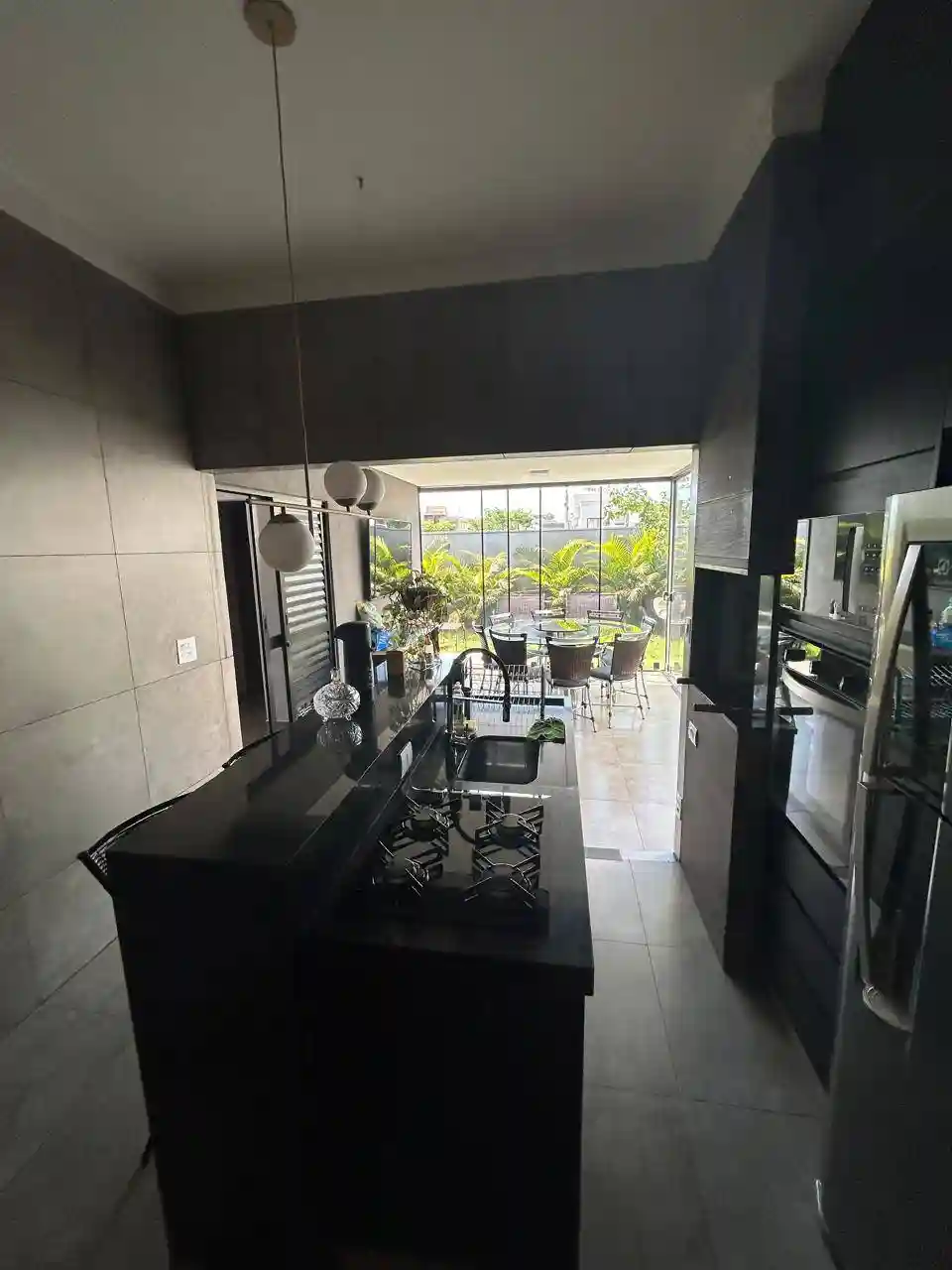 Casa de Condomínio com 3 quartos à venda, 300m² — foto 4 de 18