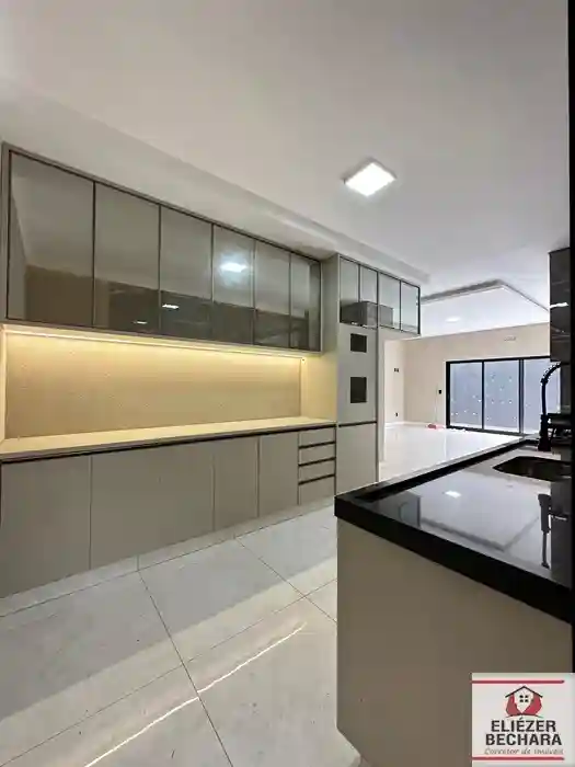 Casa de Condomínio com 3 quartos à venda, 230m² — foto 7 de 28