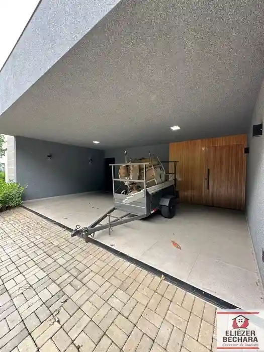 Casa de Condomínio com 3 quartos à venda, 230m² — foto 2 de 28