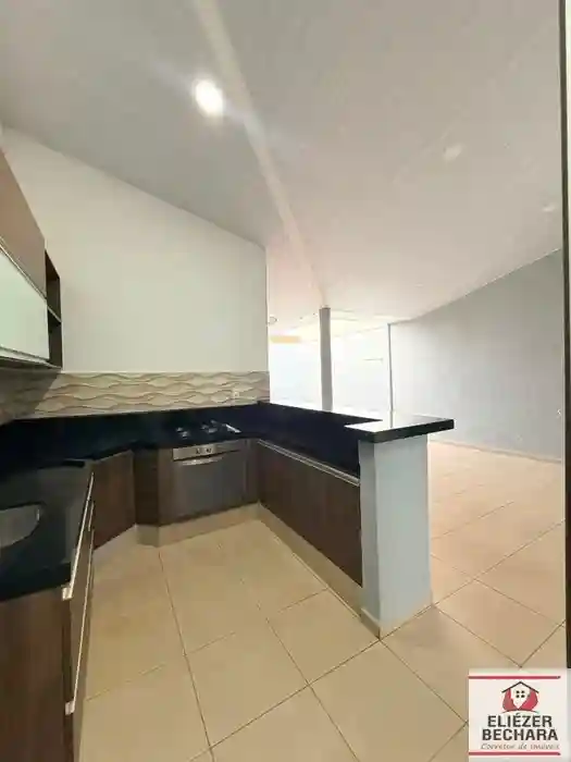 Casa de Condomínio com 2 quartos à venda, 100m² — foto 7 de 27