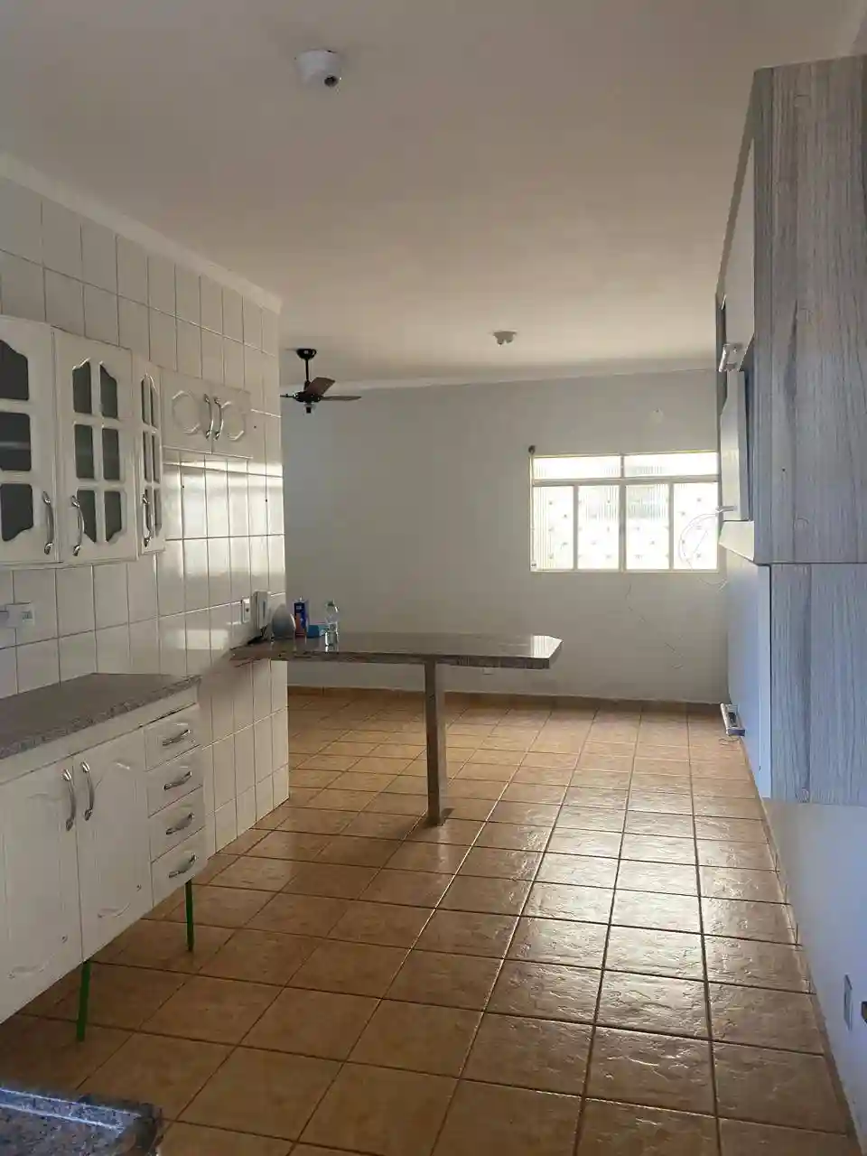 Casa com 3 quartos para aluguel, 240m² — foto 21 de 26
