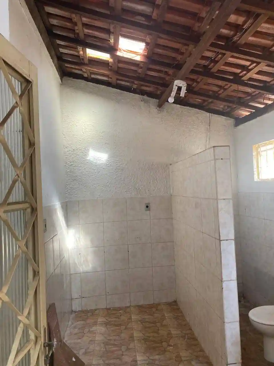 Casa com 3 quartos para aluguel, 240m² — foto 25 de 26
