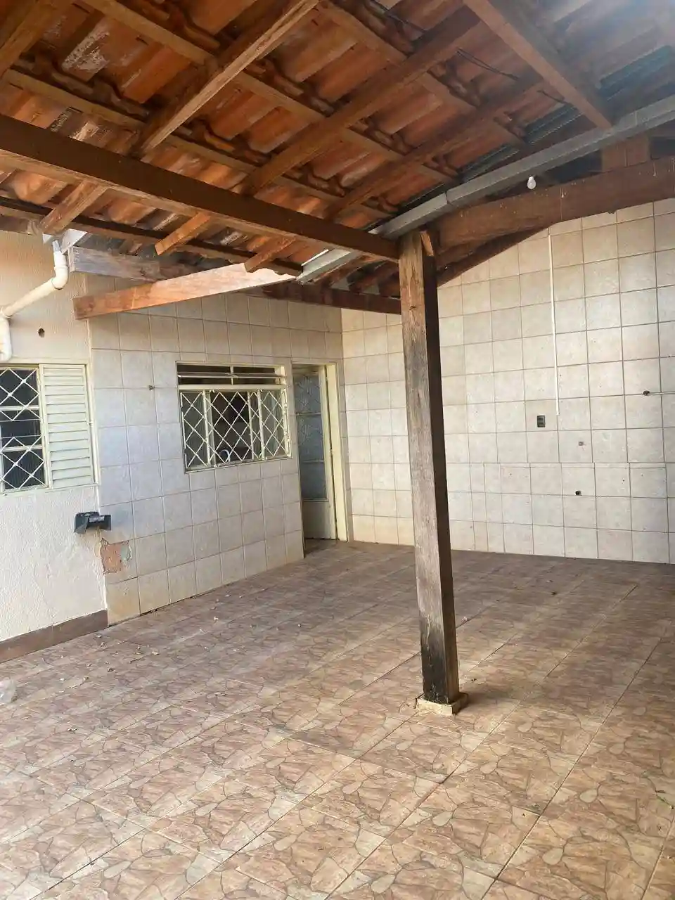 Casa com 3 quartos para aluguel, 240m² — foto 24 de 26
