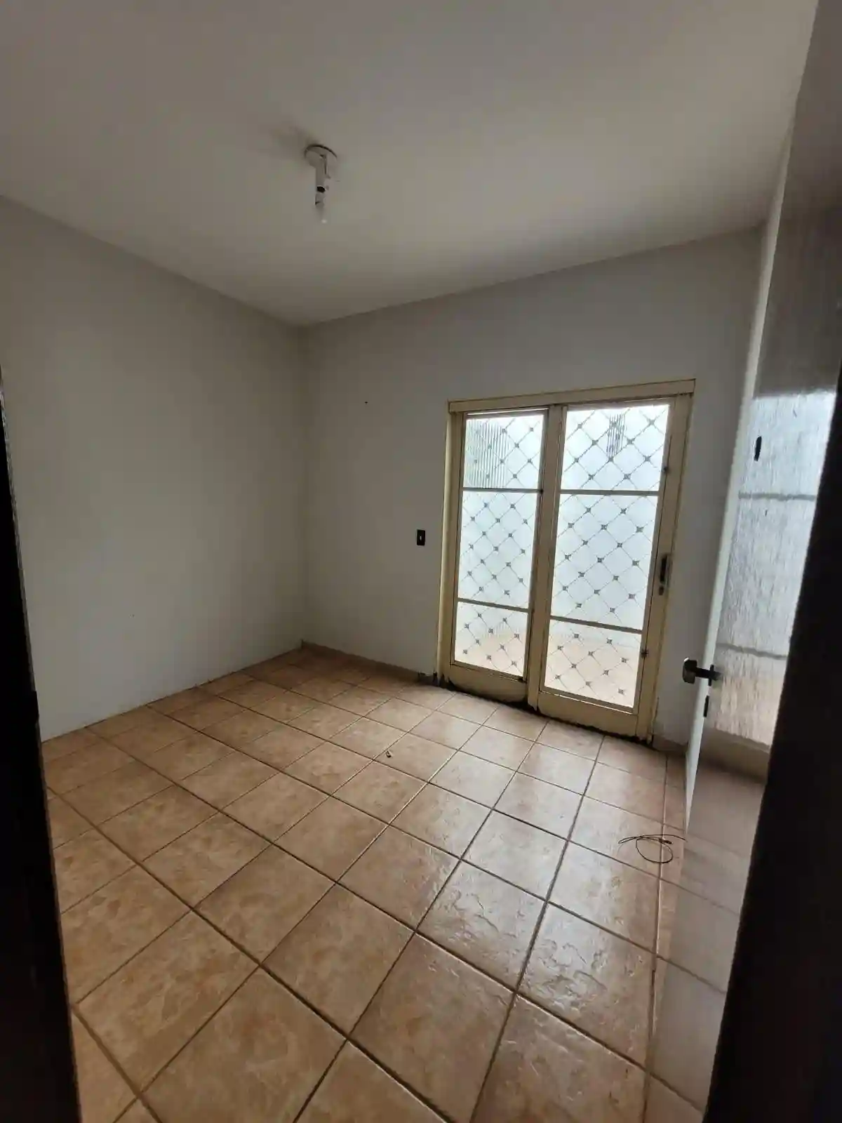 Casa com 3 quartos para aluguel, 240m² — foto 10 de 26