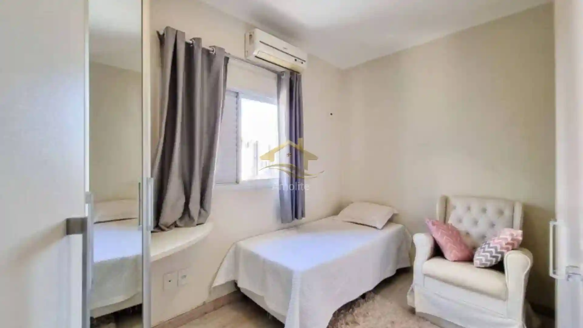 Casa de Condomínio com 3 quartos à venda, 137m² — foto 9 de 29