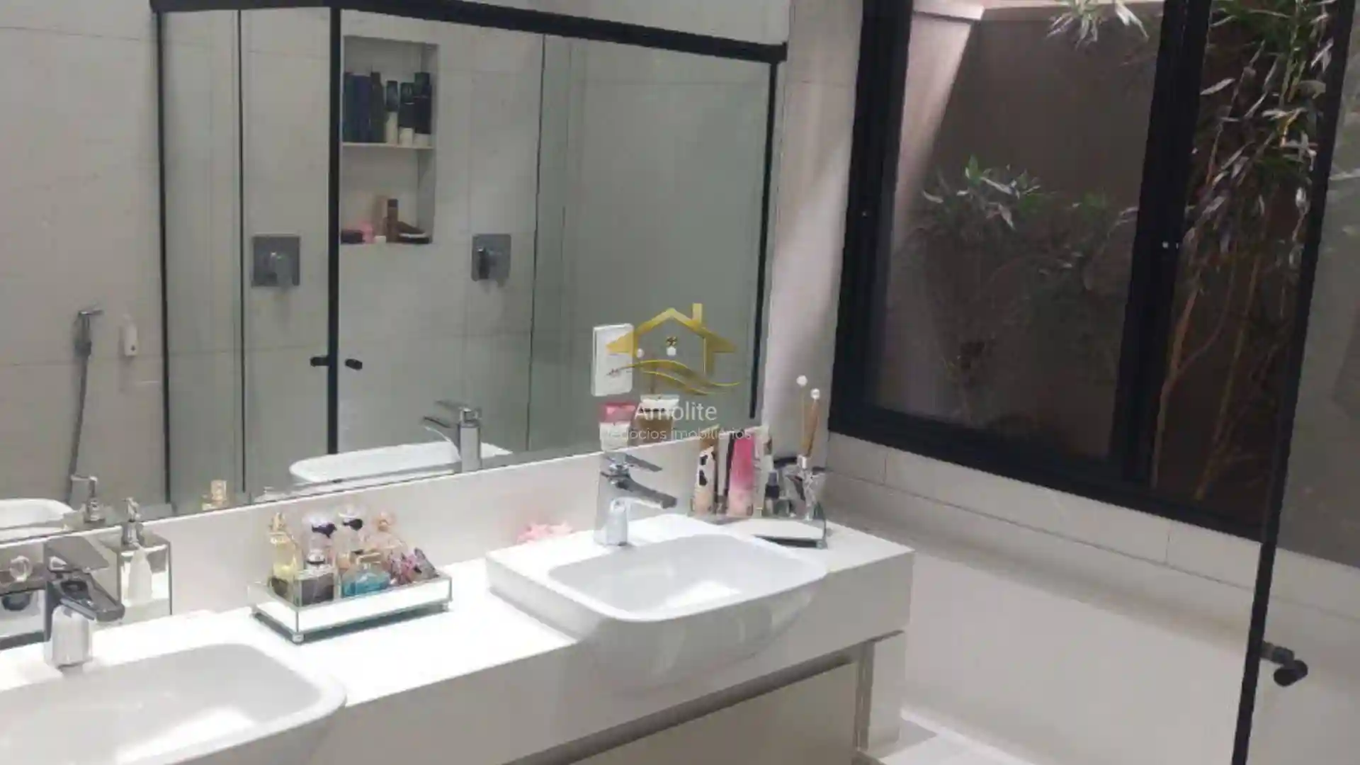 Casa de Condomínio com 3 quartos à venda, 180m² — foto 25 de 27