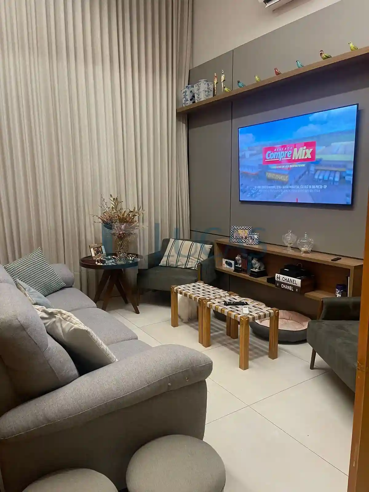 Casa de Condomínio com 3 quartos à venda, 220m² — foto 9 de 17