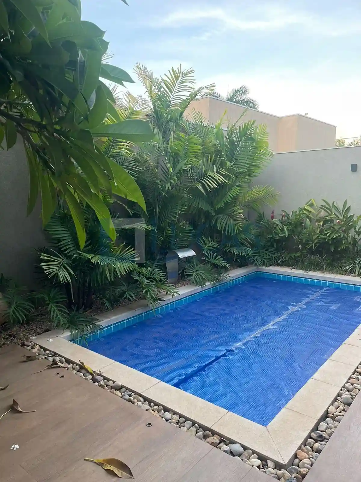 Casa de Condomínio com 3 quartos à venda, 220m² — foto 10 de 17