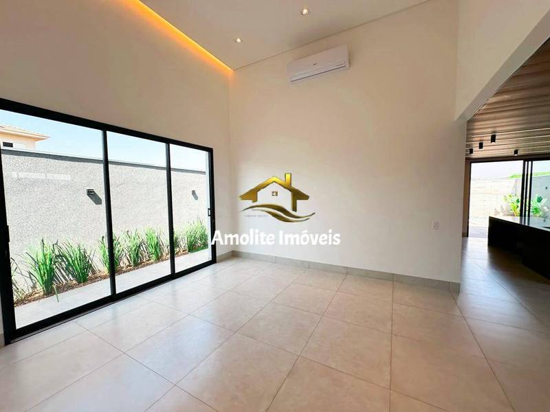 Casa de Condomínio com 3 quartos à venda, 215m² — foto 15 de 27