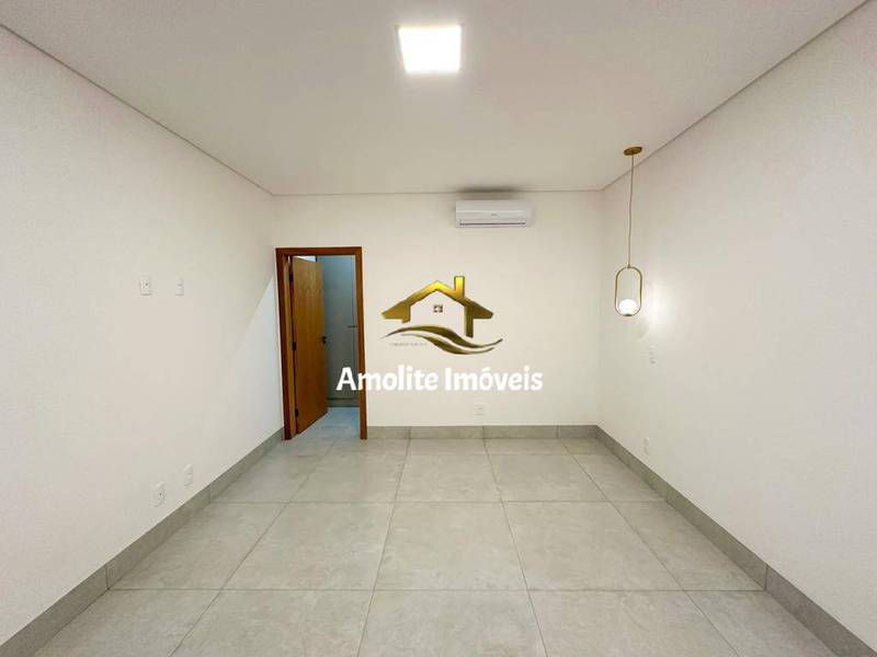 Casa de Condomínio com 3 quartos à venda, 215m² — foto 21 de 27