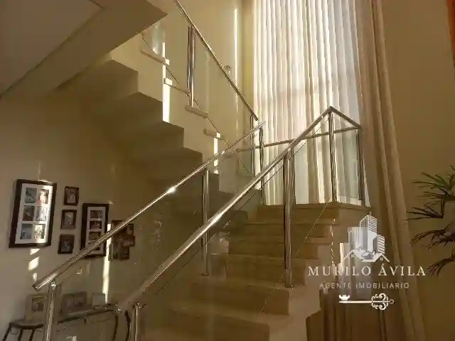 Casa de Condomínio com 4 quartos à venda, 410m² — foto 2 de 6