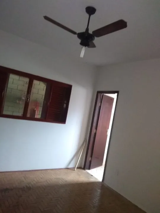 Casa à venda — foto 1 de 11