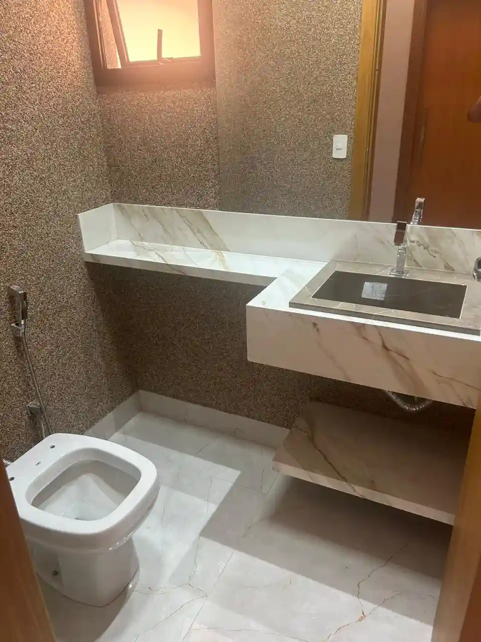 Casa de Condomínio com 3 quartos à venda, 340m² — foto 10 de 19