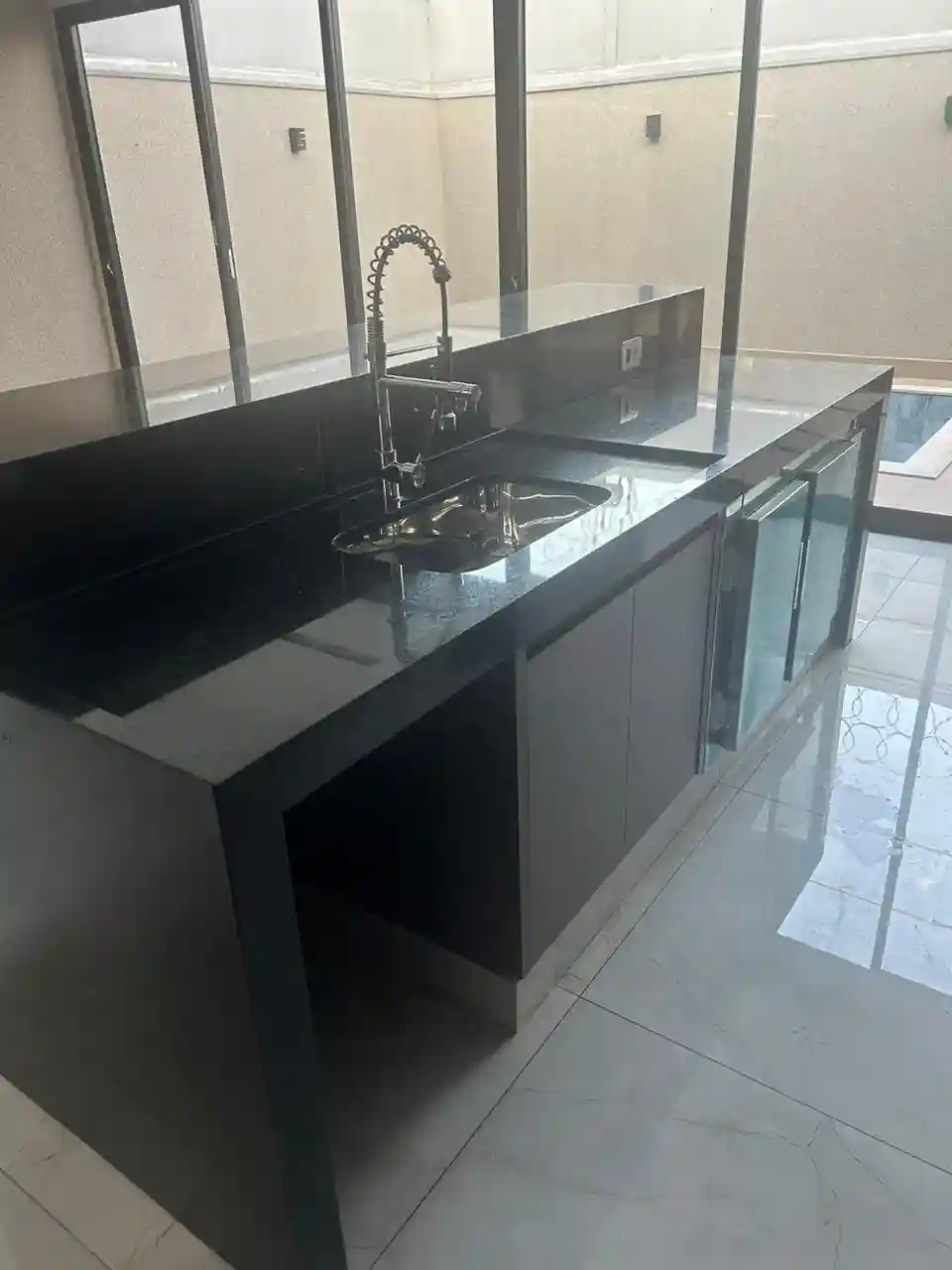 Casa de Condomínio com 3 quartos à venda, 340m² — foto 4 de 19