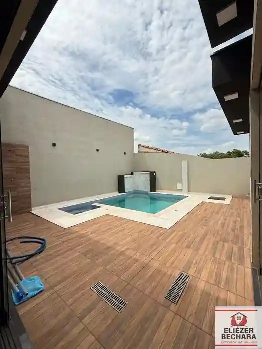 Casa com 3 quartos à venda, 245m² — foto 13 de 28