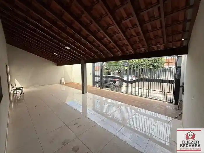 Casa com 3 quartos à venda, 245m² — foto 11 de 28