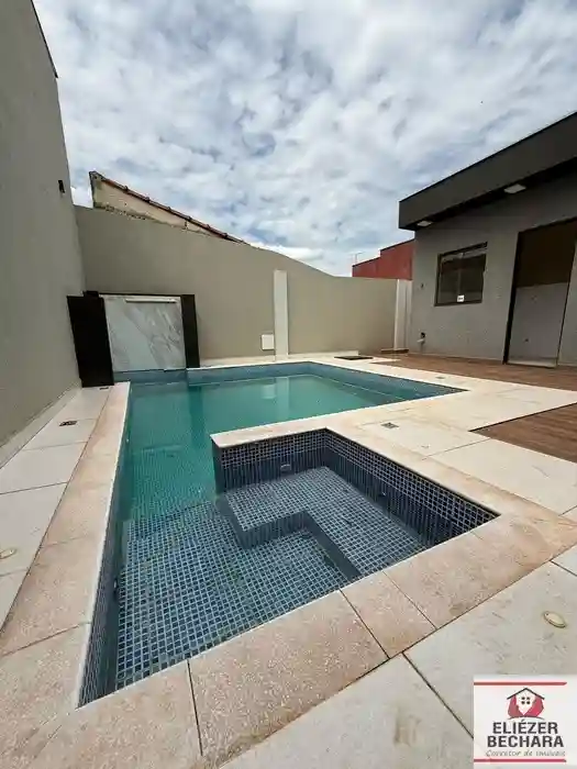 Casa com 3 quartos à venda, 245m² — foto 12 de 28