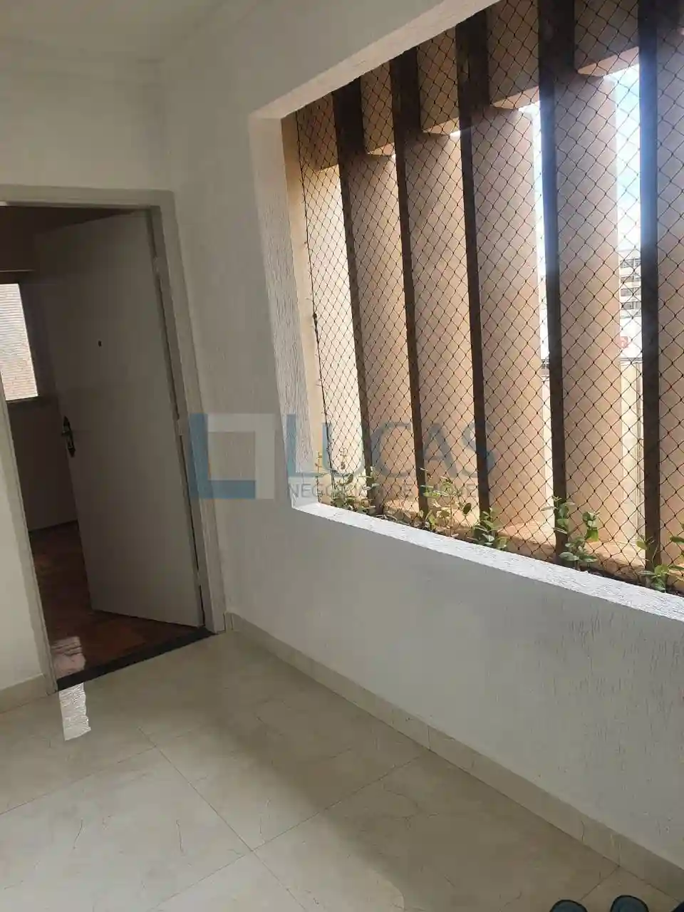 Apartamento com 3 quartos à venda, 123m² — foto 1 de 10