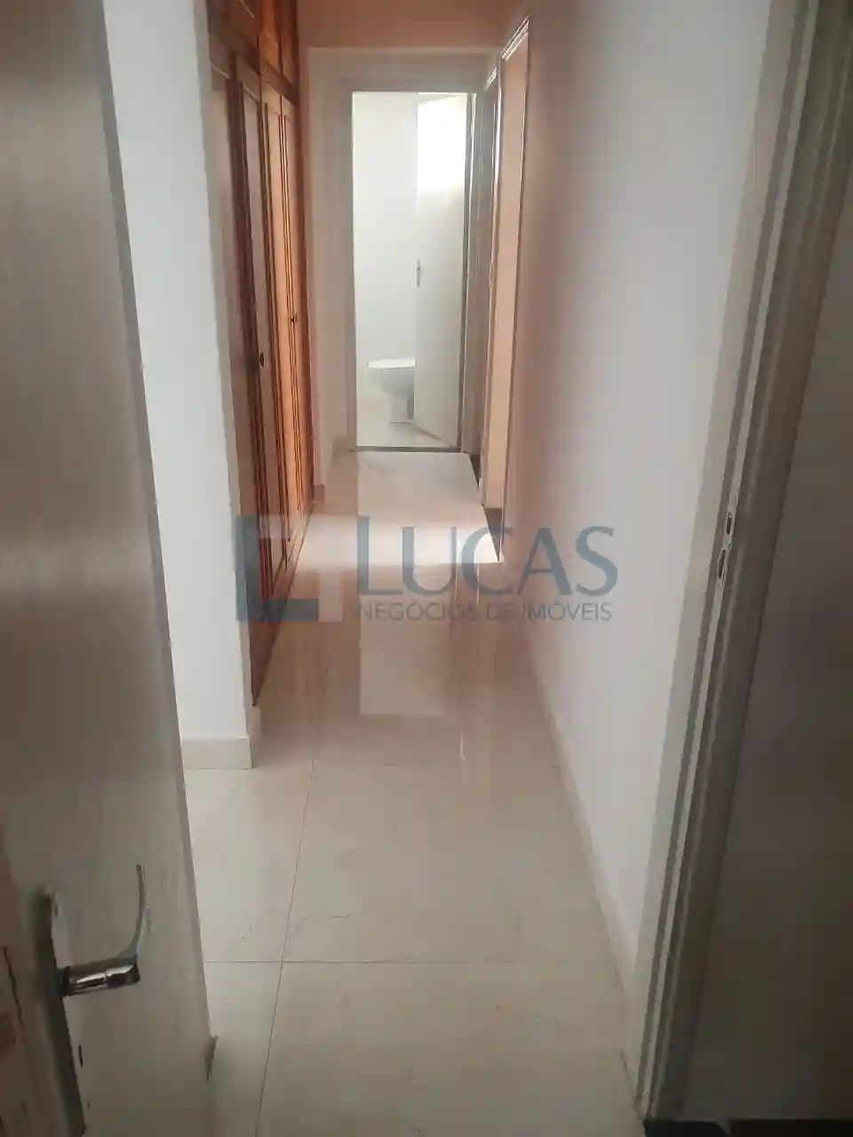 Apartamento com 3 quartos à venda, 123m² — foto 4 de 10