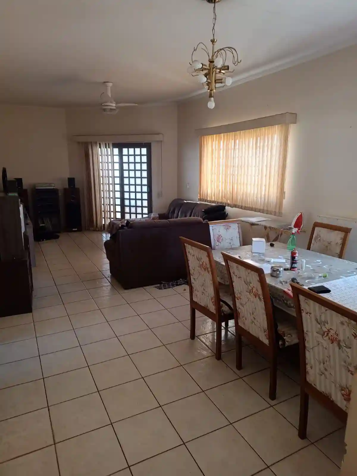 Casa com 2 quartos à venda, 142m² — foto 2 de 14