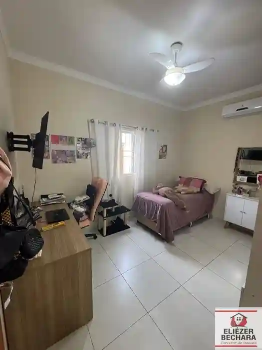 Casa com 3 quartos à venda, 140m² — foto 3 de 16