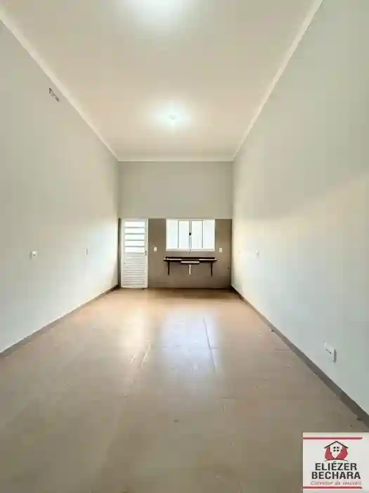 Casa com 3 quartos à venda, 90m² — foto 2 de 16